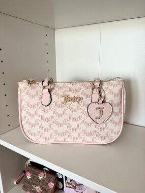 Juicy Couture “Pep In Her Step” Light Pink Logo Heart Charm Shoulder Bag